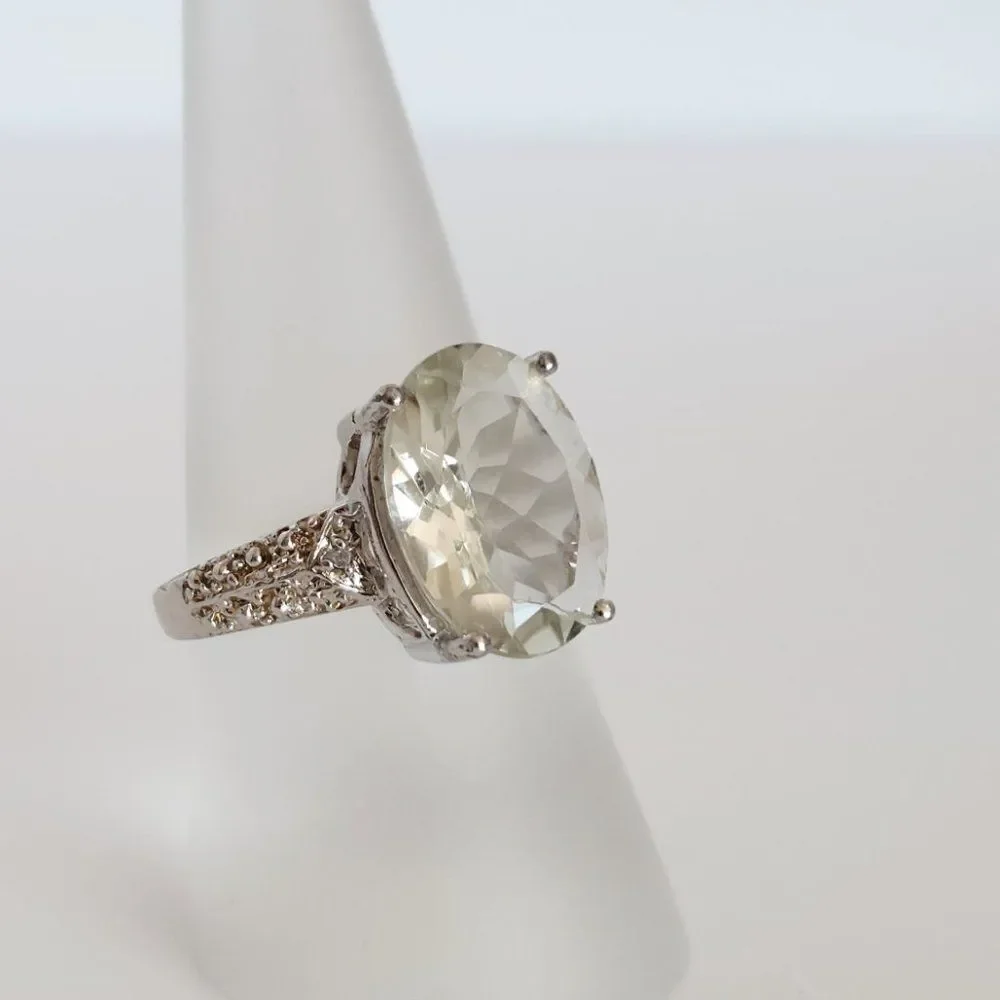 Green Amethyst 5.2 Carats Ring Size 7-1/4